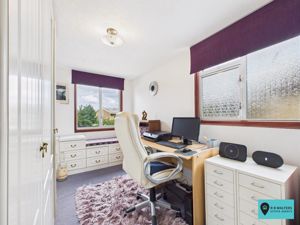 Bedroom- click for photo gallery